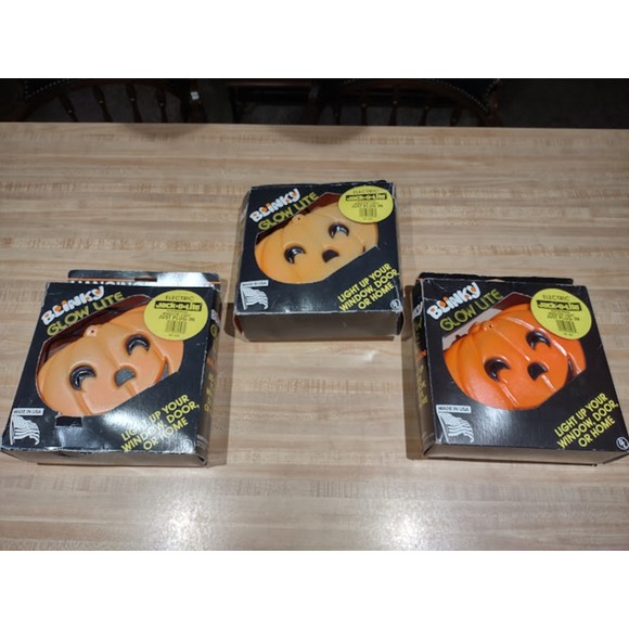 Vintage Lot of 3 Glow Lite Hanging Window Plug In Pumpkin Blow Molds In Boxes - Picture 1 of 13